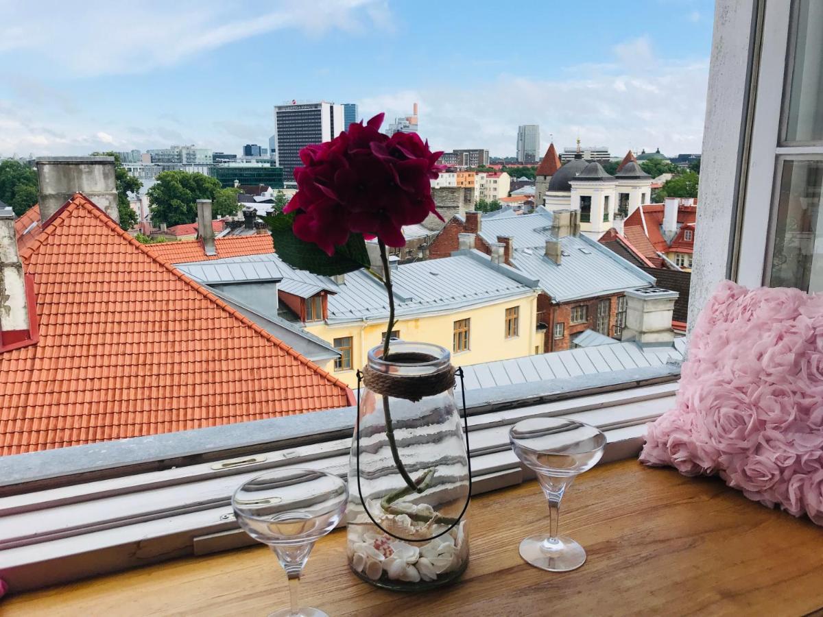 Cozy Oldtown Studio With Magnific City View Tallinn Luaran gambar