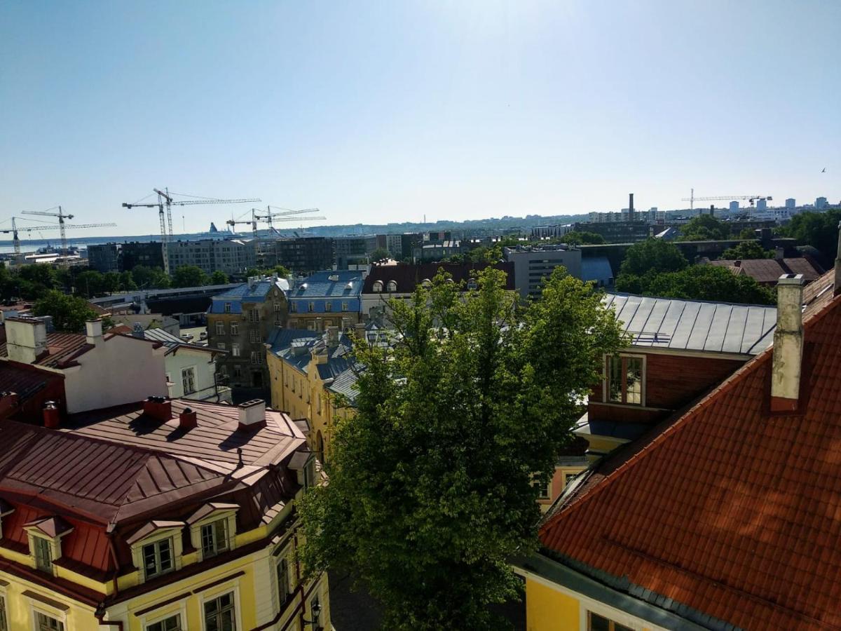Cozy Oldtown Studio With Magnific City View Tallinn Luaran gambar