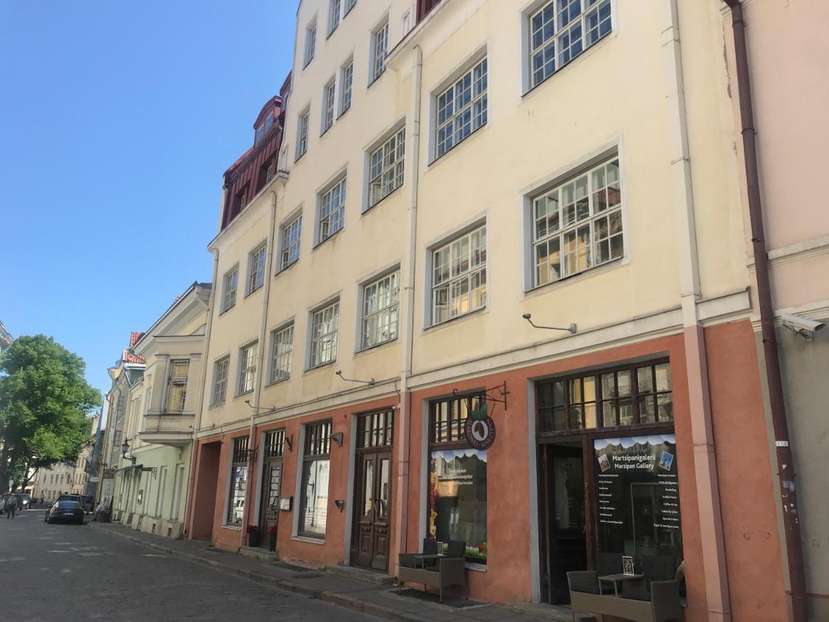 Cozy Oldtown Studio With Magnific City View Tallinn Luaran gambar