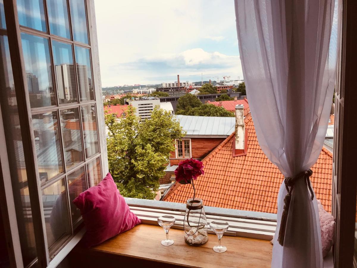 Cozy Oldtown Studio With Magnific City View Tallinn Luaran gambar