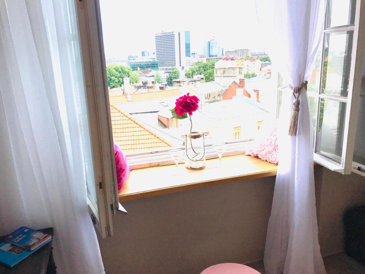 Cozy Oldtown Studio With Magnific City View Tallinn Luaran gambar